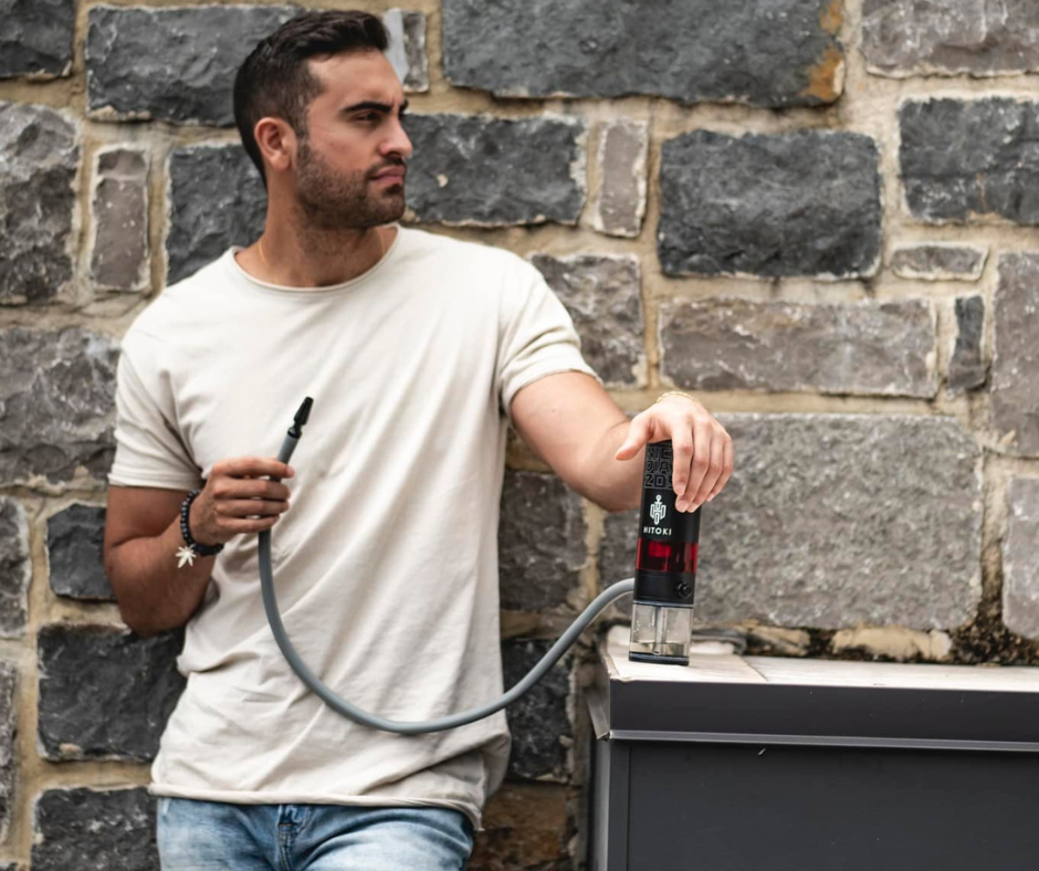 The Ultimate Guide to Premium Cannabis Bongs: Unveiling the Hitoki Trident's Laser Smoking Technology