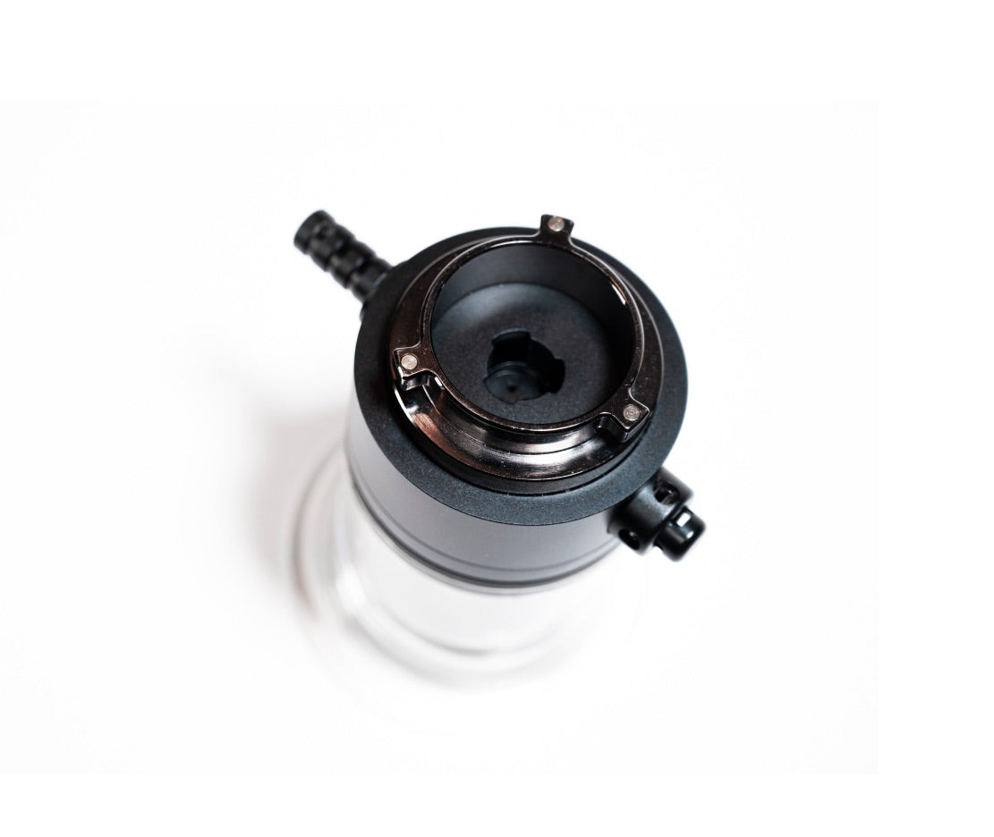Trident V3 top view of chamber and magnetic locking system